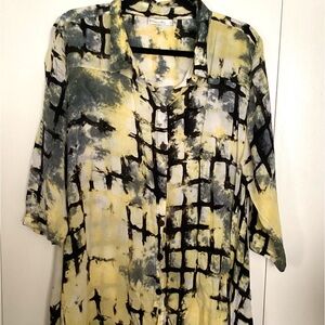 Yellow and black batik tunic. S